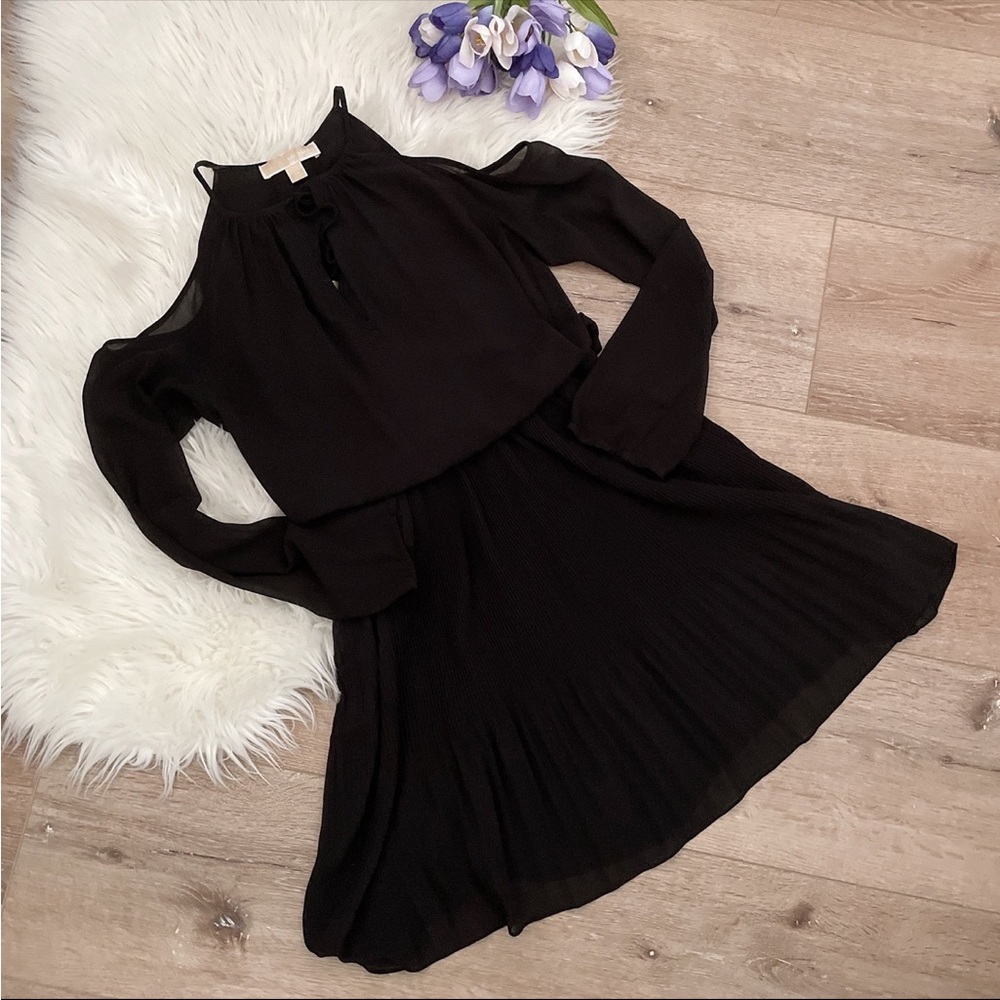 Michael kors chiffon open shoulder mini black dress